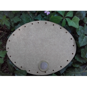 Oval bottom 16/12 cm – medium 22 holes